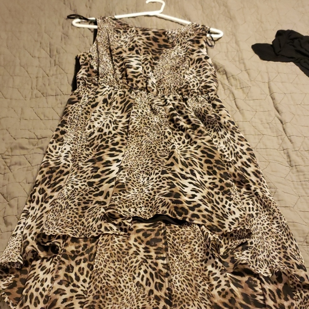 Sleeveless dress